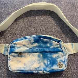 Steve Madden Belly Bag